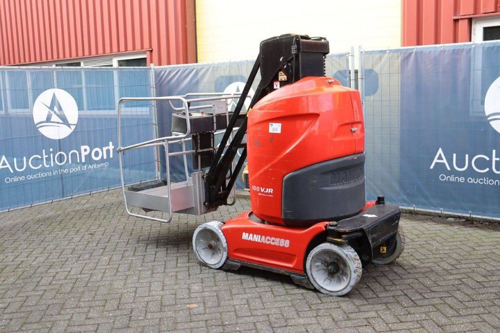 Teleskoparbeitsbühne от тип Manitou 100VJR Evolution, Gebrauchtmaschine в Antwerpen (Снимка 4)