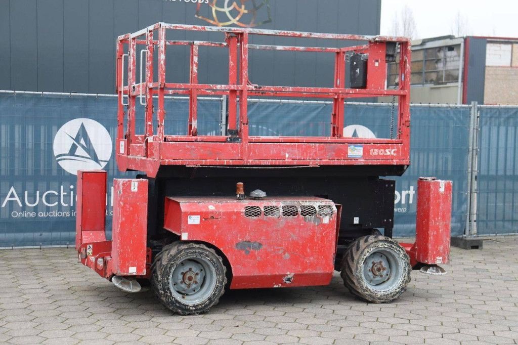 Teleskoparbeitsbühne des Typs Manitou 120 SC, Gebrauchtmaschine in Antwerpen (Bild 1)