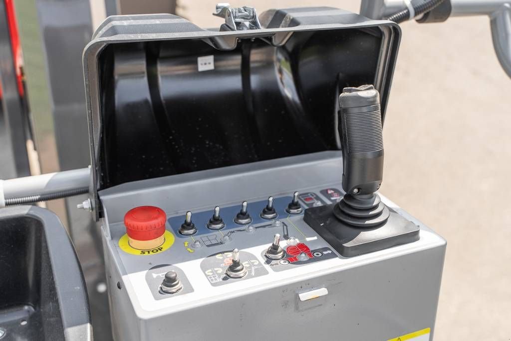 Teleskoparbeitsbühne του τύπου Manitou 150 AET JC 3D, Neumaschine σε Moerbeke (Φωτογραφία 11)