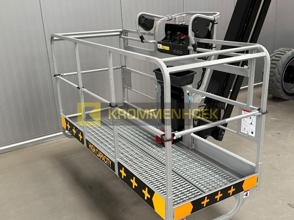 Teleskoparbeitsbühne des Typs Manitou 160 ATJ-E Plus, Neumaschine in Apeldoorn (Bild 9)