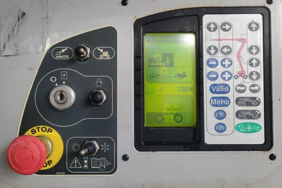 Teleskoparbeitsbühne des Typs Manitou 160ATJ As-Is, Diesel, 4x4x4, 16m Working Height, 8, Gebrauchtmaschine in Groenlo (Bild 5)