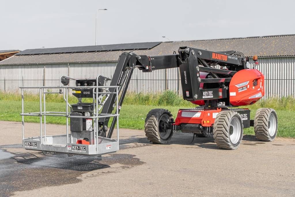 Teleskoparbeitsbühne типа Manitou 180 ATJ e, Neumaschine в Moerbeke (Фотография 1)