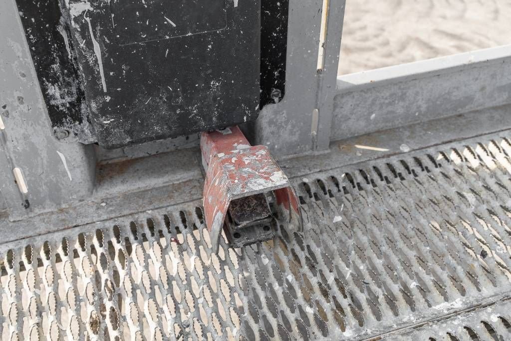 Teleskoparbeitsbühne του τύπου Manitou 220 TJ+, Gebrauchtmaschine σε Moerbeke (Φωτογραφία 11)