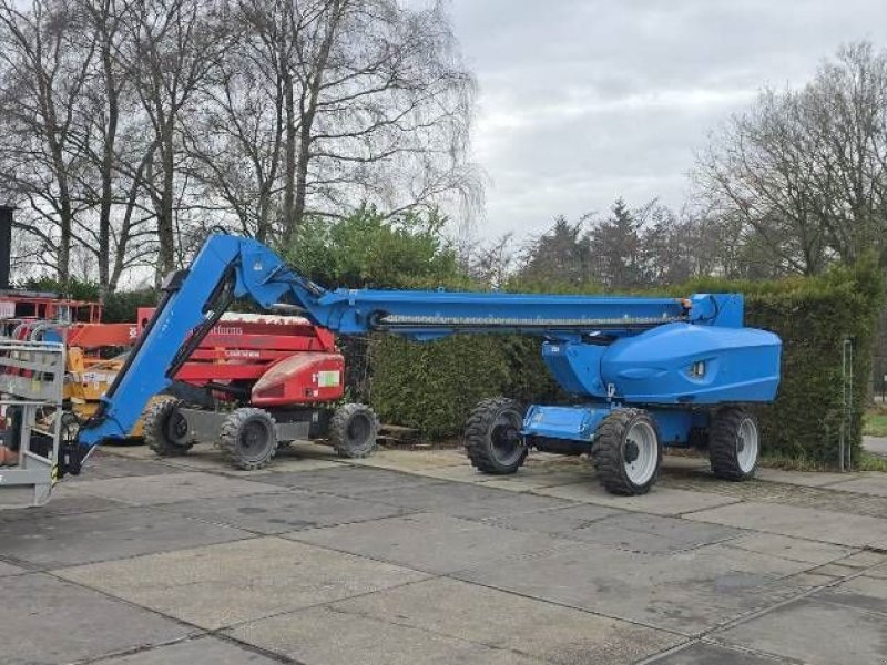 Teleskoparbeitsbühne типа Manitou 280TJ telescoophoogwerker 28m, Gebrauchtmaschine в Hooge mierde