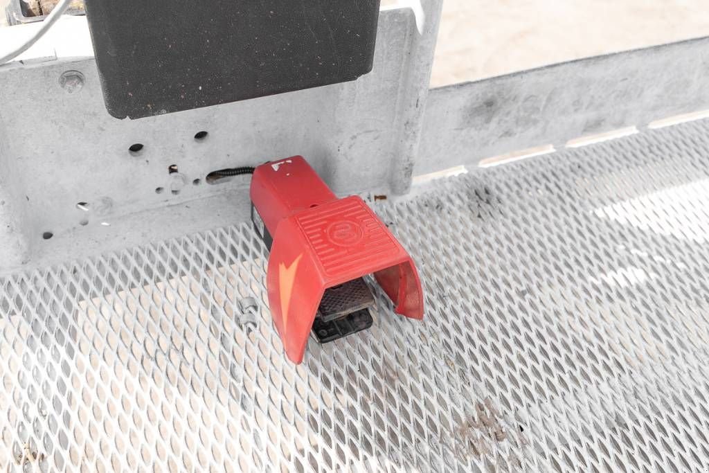 Teleskoparbeitsbühne tip Manitou ATJ 200, Gebrauchtmaschine in Moerbeke (Poză 11)