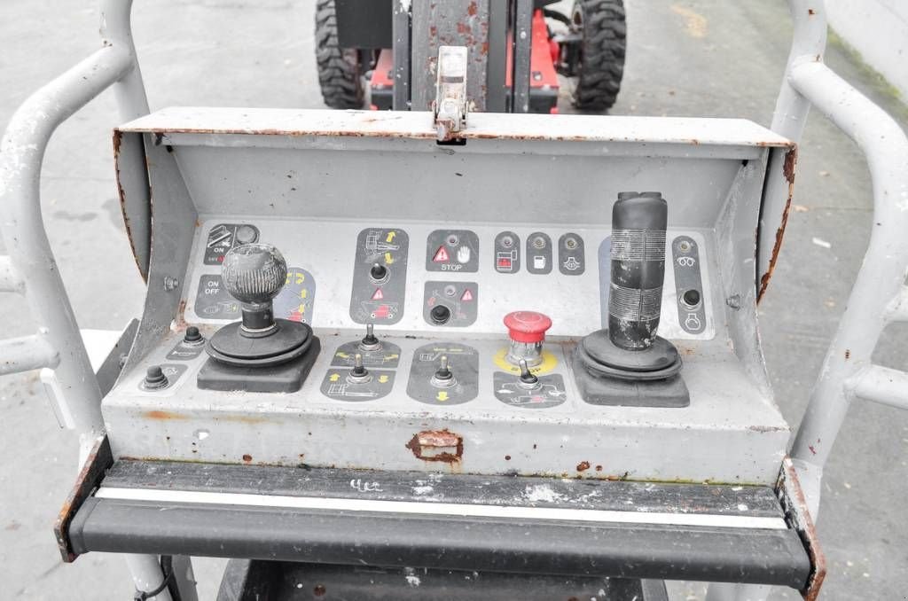 Teleskoparbeitsbühne του τύπου Manitou ManGo 12, Gebrauchtmaschine σε Moerbeke (Φωτογραφία 10)