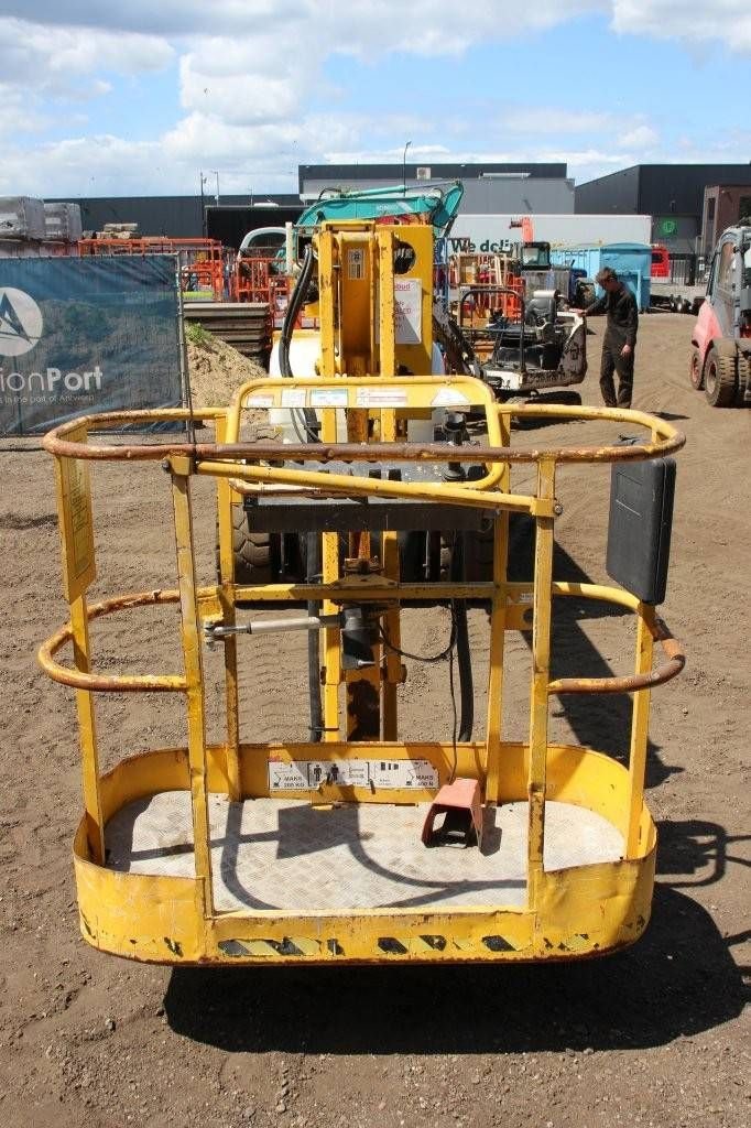 Teleskoparbeitsbühne des Typs Niftylift HR 15 NDE, Gebrauchtmaschine in Antwerpen (Bild 8)