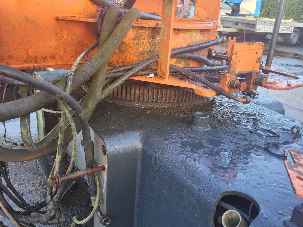 Teleskoparbeitsbühne des Typs Niftylift HR 21 D E slew ring p15541 draaikrans, Gebrauchtmaschine in Hooge mierde (Bild 2)