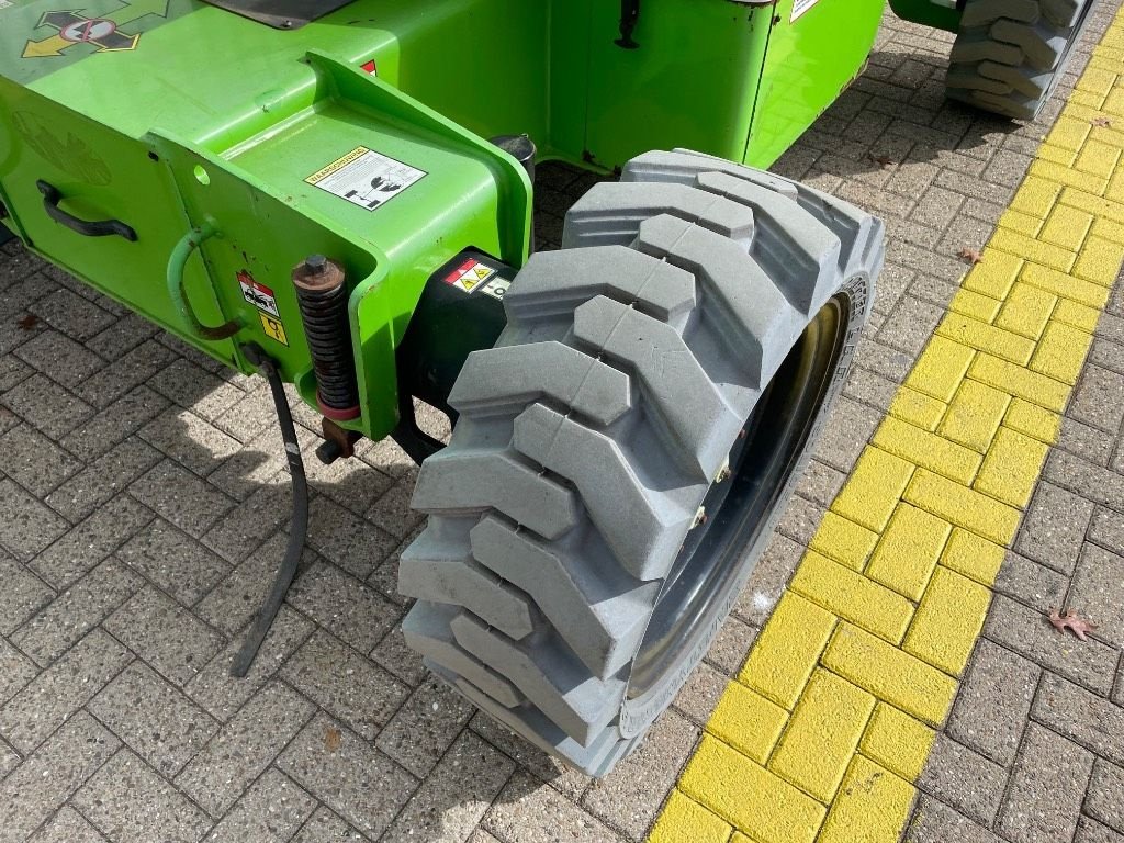 Teleskoparbeitsbühne des Typs Niftylift HR 21 HYBRID, Gebrauchtmaschine in WIJCHEN (Bild 8)