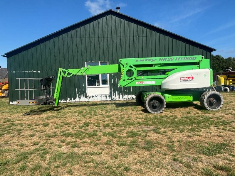Teleskoparbeitsbühne des Typs Niftylift HR 28 hybrid 4x4 28m knikarmhoogwerker nifty, Gebrauchtmaschine in Hooge mierde (Bild 1)