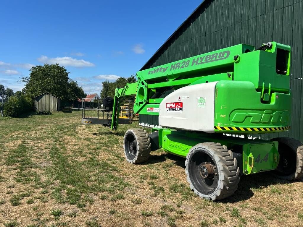 Teleskoparbeitsbühne des Typs Niftylift HR 28 hybrid 4x4 28m knikarmhoogwerker nifty, Gebrauchtmaschine in Hooge mierde (Bild 7)