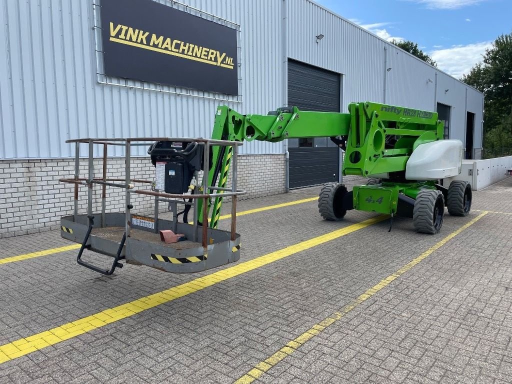 Teleskoparbeitsbühne des Typs Niftylift HR 28 Hybrid 4x4, Gebrauchtmaschine in WIJCHEN (Bild 2)