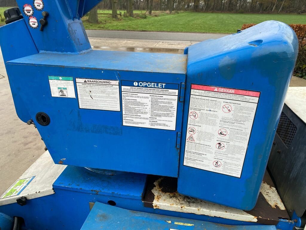 Teleskoparbeitsbühne типа Niftylift hr12 2011, Gebrauchtmaschine в Boekel (Фотография 9)