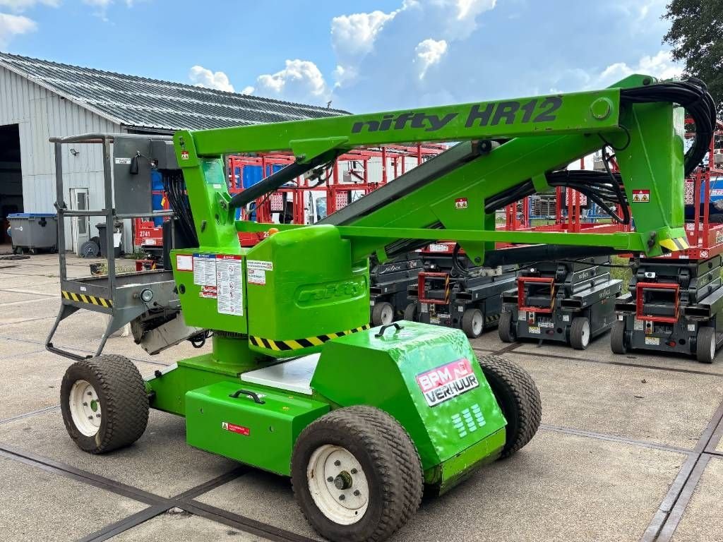 Teleskoparbeitsbühne des Typs Niftylift HR12 nde knikarmhoogwerker nifty hr12 hoogwerker, Gebrauchtmaschine in Hooge mierde (Bild 2)