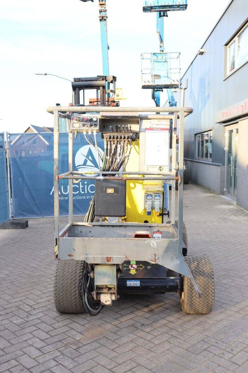 Teleskoparbeitsbühne tip Niftylift HR12NDE, Gebrauchtmaschine in Antwerpen (Poză 9)