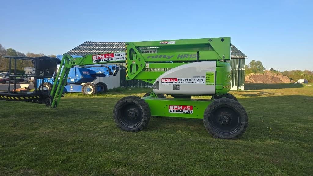 Teleskoparbeitsbühne типа Niftylift Hr15 knikarmhoogwerker 15m nifty telescoop 4x4, Gebrauchtmaschine в Hooge mierde (Фотография 3)