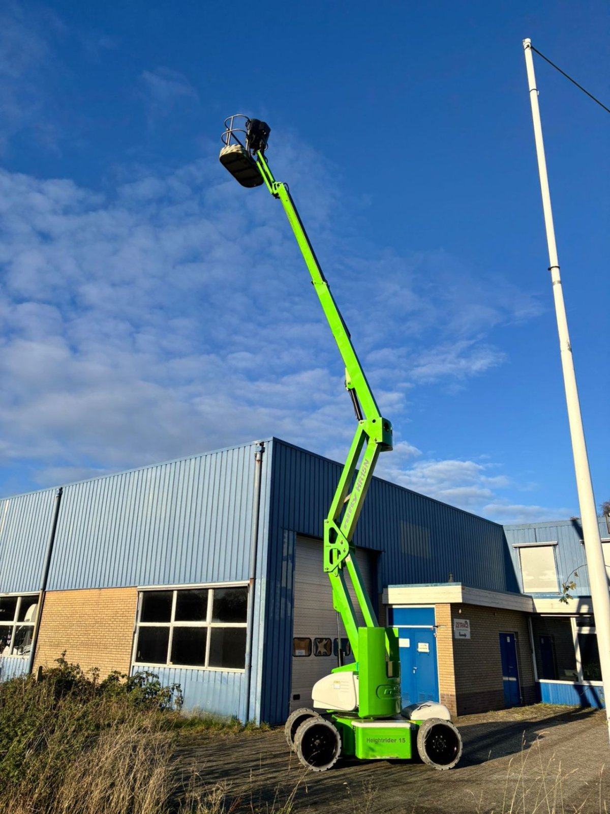 Teleskoparbeitsbühne типа Niftylift HR15N, Gebrauchtmaschine в Goor (Фотография 4)