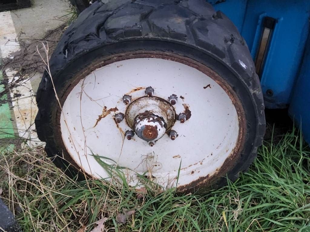 Teleskoparbeitsbühne типа Niftylift HR15NDE wheels & tyre p17533, Gebrauchtmaschine в Hooge mierde (Фотография 3)