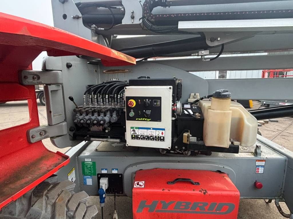 Teleskoparbeitsbühne des Typs Niftylift HR17 hybrid 2016 17m knikarmhoogwerker nifty, Gebrauchtmaschine in Hooge mierde (Bild 11)