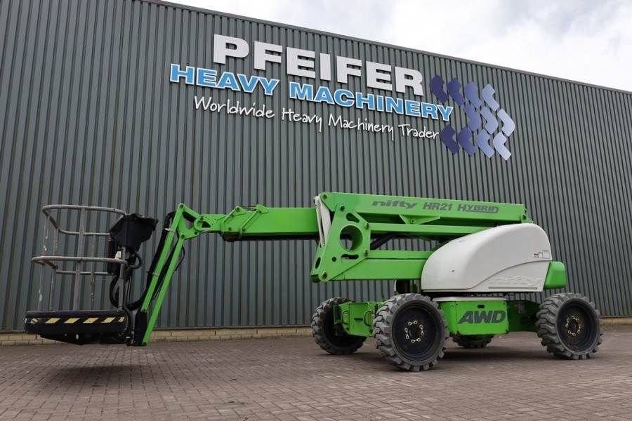 Teleskoparbeitsbühne des Typs Niftylift HR21 HYBRID Hybrid, 4x4 Drive, 21m Working Height,, Gebrauchtmaschine in Groenlo (Bild 1)