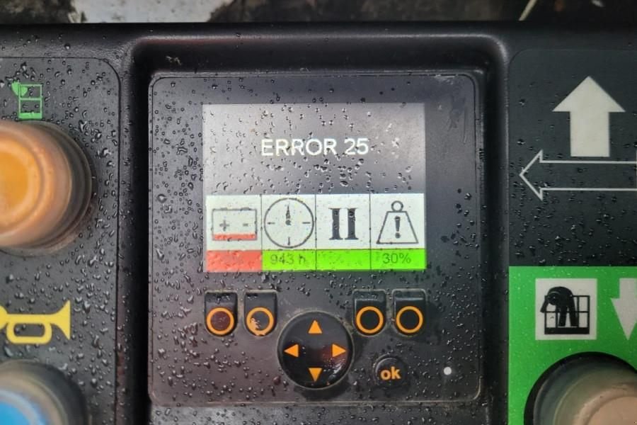 Teleskoparbeitsbühne типа Niftylift HR28 Hybrid 4x4 As-Is, Hybrid, 4x4 Drive, 28m Work, Gebrauchtmaschine в Groenlo (Фотография 9)