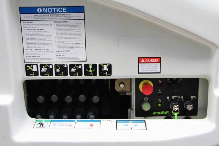 Teleskoparbeitsbühne typu Niftylift HR28 HYBRIDE Hybrid, 4x4 Drive, 28m Working Height, Gebrauchtmaschine v Groenlo (Obrázek 5)