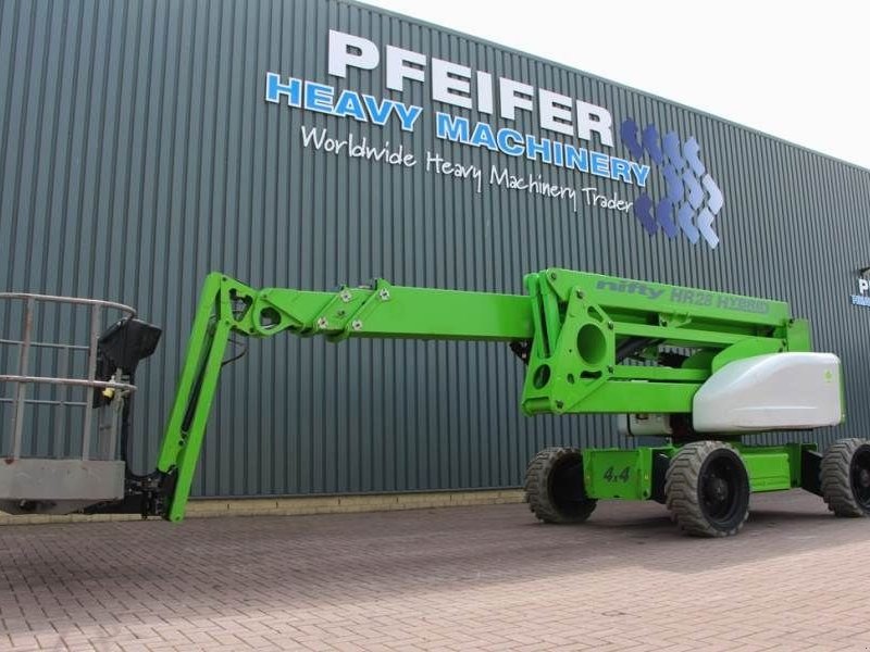 Teleskoparbeitsbühne typu Niftylift HR28 HYBRIDE Hybrid, 4x4 Drive, 28m Working Height, Gebrauchtmaschine v Groenlo (Obrázek 1)