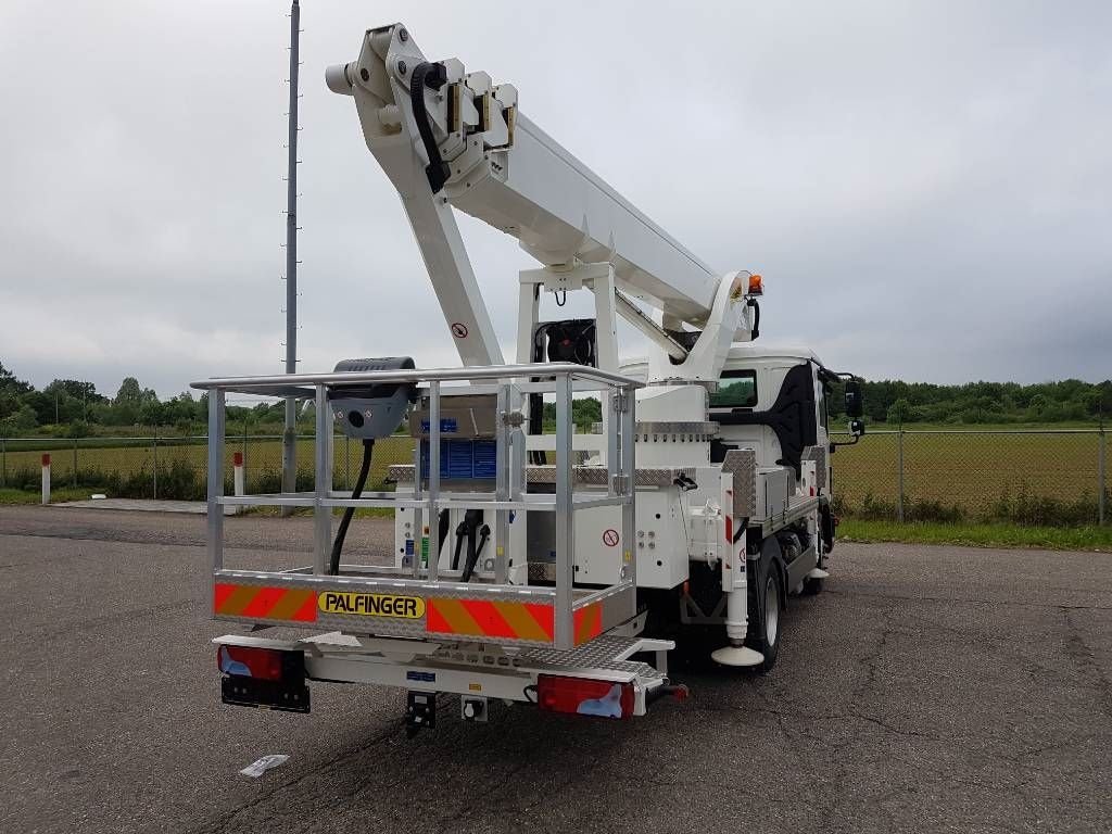 Teleskoparbeitsbühne tip Palfinger P 300 KS 2022, Neumaschine in Sittard (Poză 9)