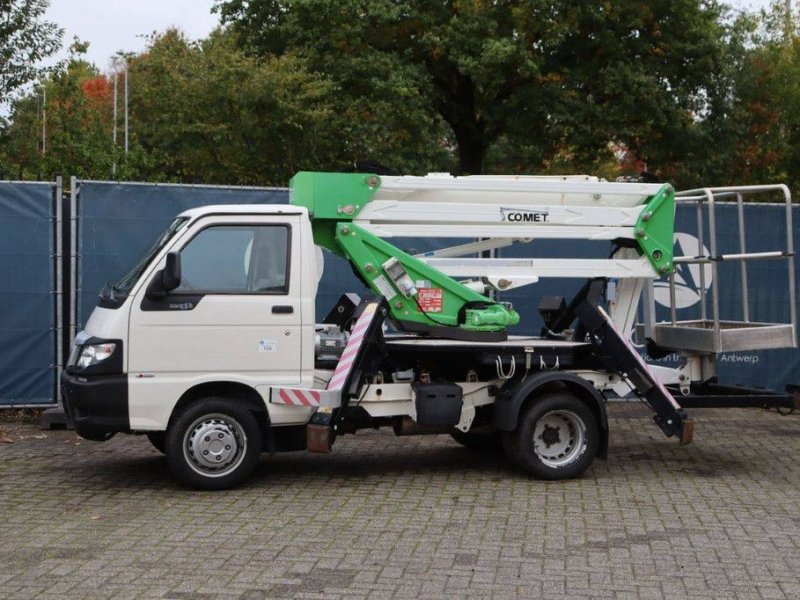Teleskoparbeitsbühne du type Piaggio Porter Maxxi, Gebrauchtmaschine en Antwerpen (Photo 1)