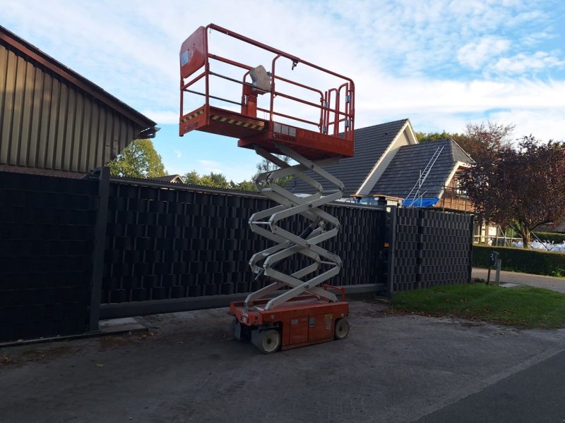Teleskoparbeitsbühne des Typs Snorkel S3219, Gebrauchtmaschine in Veessen