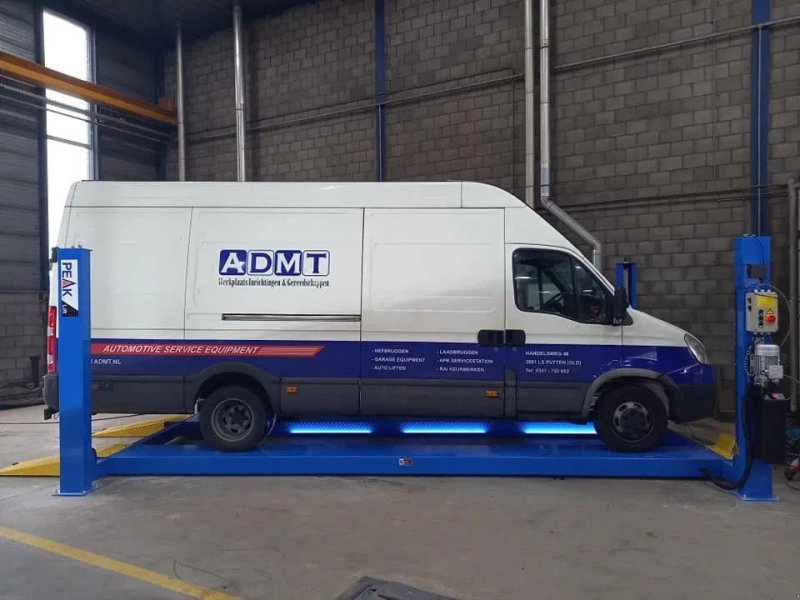 Teleskoparbeitsbühne del tipo Sonstige 4 koloms hefbrug 6500KG PEAK PEAK 414E 4 koloms hefbrug, Gebrauchtmaschine en Terschuur