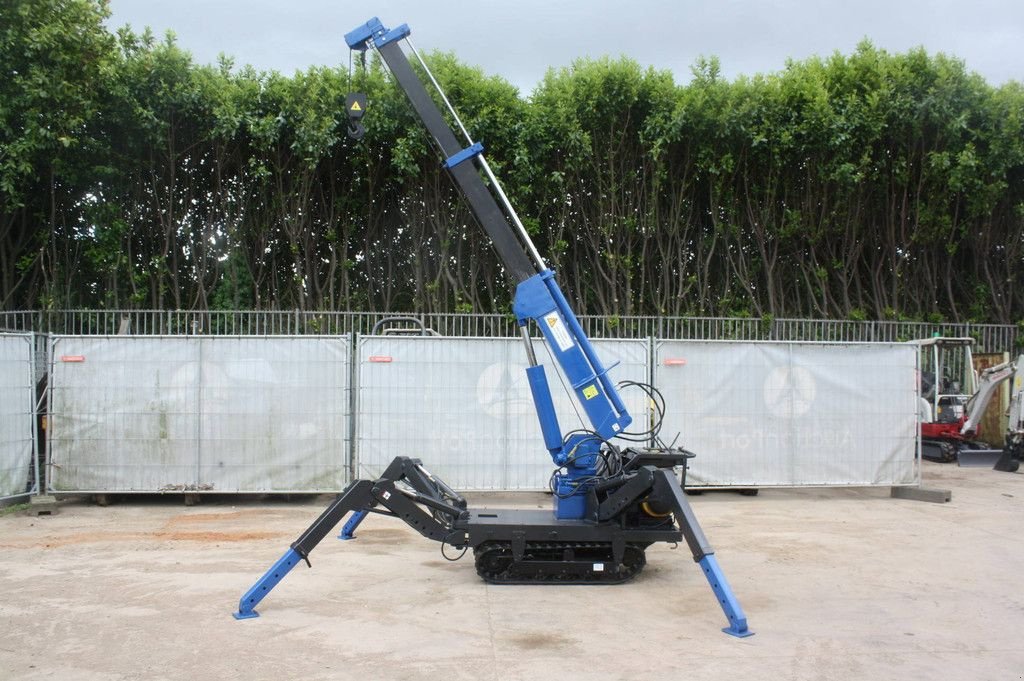 Teleskoparbeitsbühne типа Sonstige 723, Gebrauchtmaschine в Antwerpen (Фотография 1)