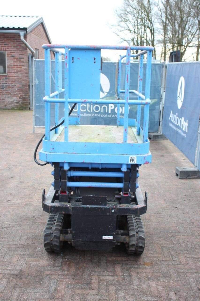 Teleskoparbeitsbühne del tipo Sonstige Aichi RV041H, Gebrauchtmaschine en Antwerpen (Imagen 4)