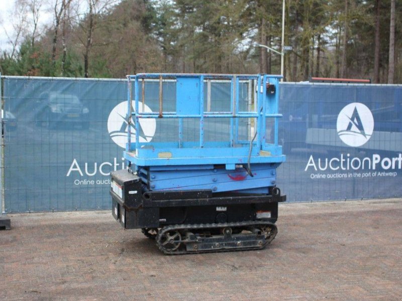 Teleskoparbeitsbühne типа Sonstige Aichi RV041H, Gebrauchtmaschine в Antwerpen (Фотография 1)