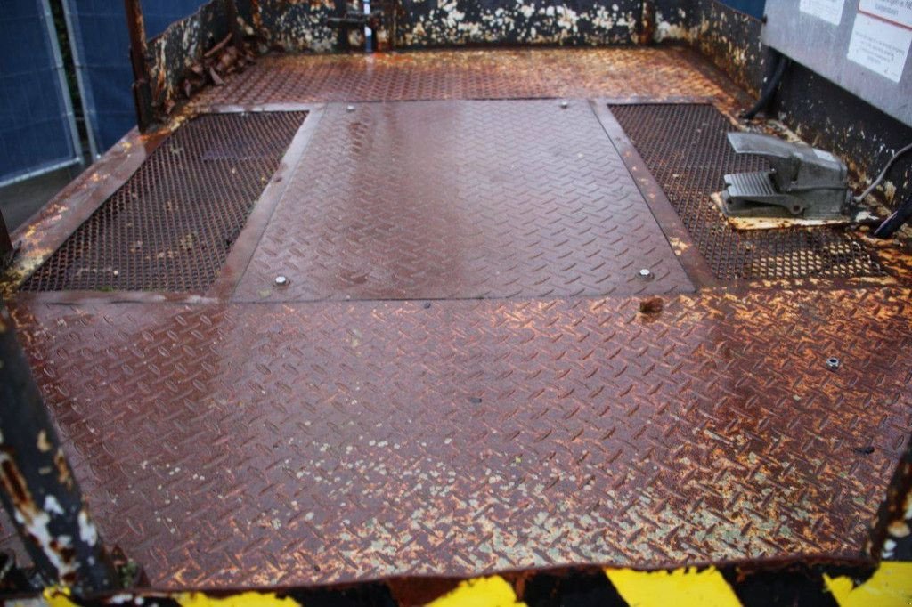 Teleskoparbeitsbühne des Typs Sonstige Aichi RZ150, Gebrauchtmaschine in Antwerpen (Bild 11)