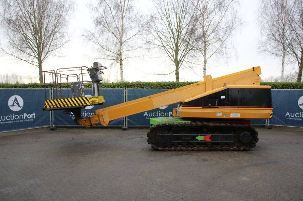 Teleskoparbeitsbühne des Typs Sonstige Aichi RZ150, Gebrauchtmaschine in Antwerpen (Bild 2)