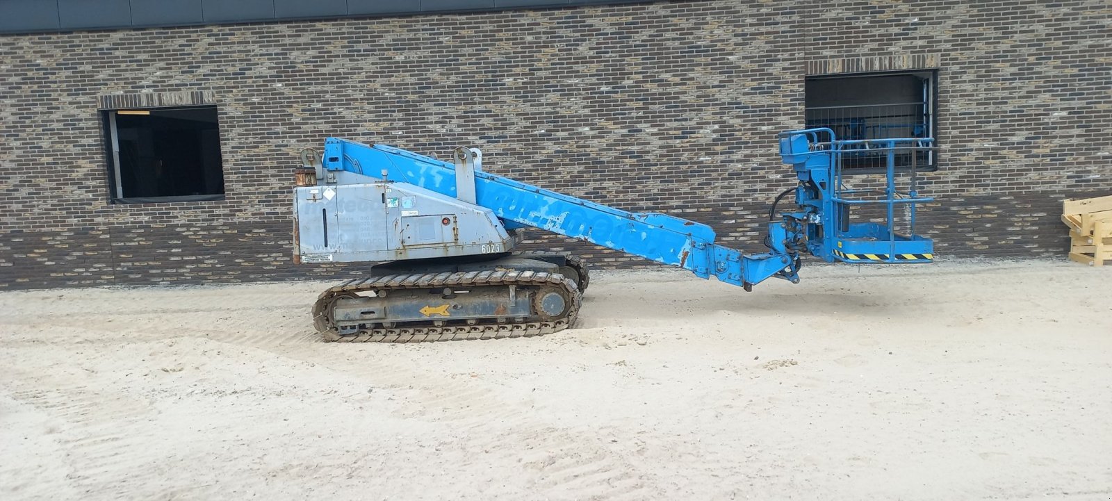 Teleskoparbeitsbühne типа Sonstige Aichi SR 12 B, Gebrauchtmaschine в Lunteren (Фотография 2)