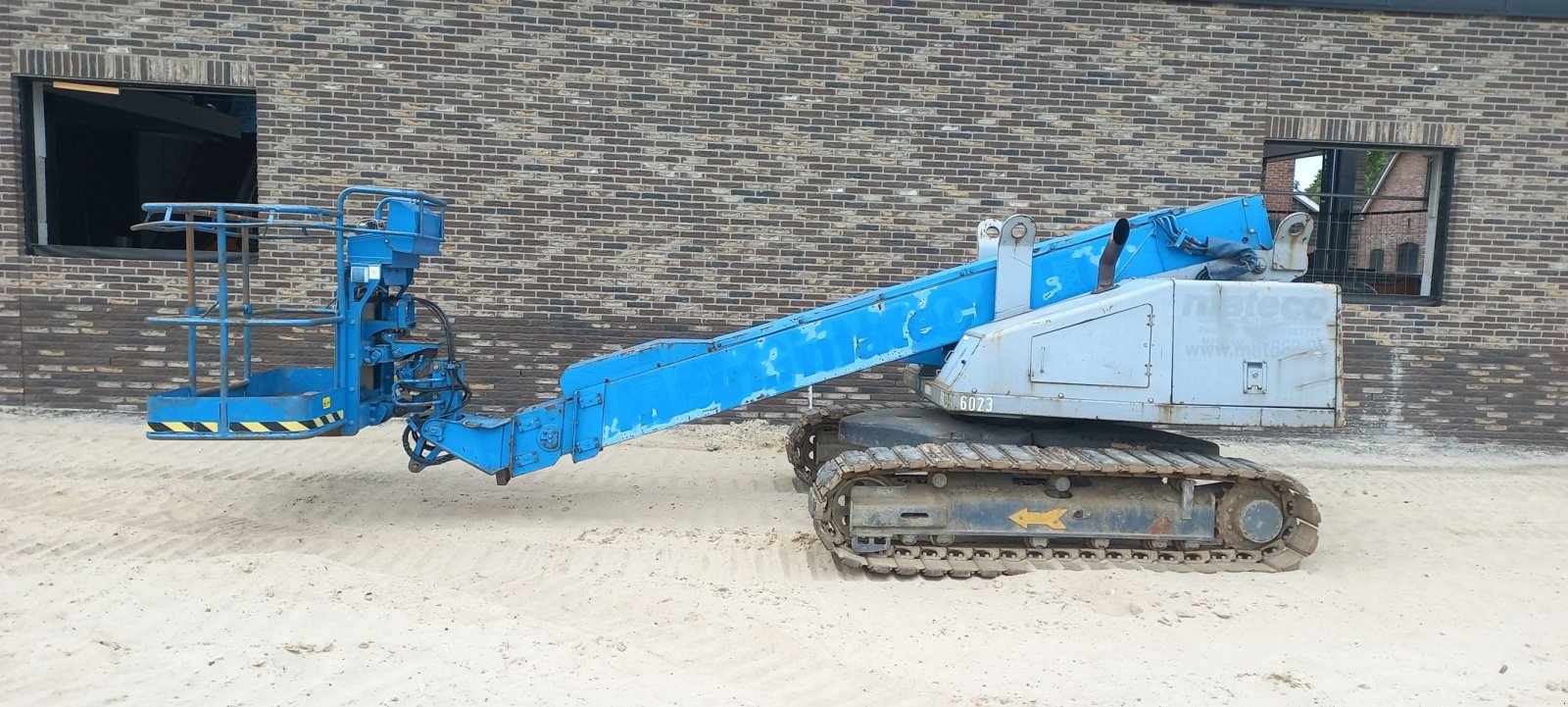 Teleskoparbeitsbühne типа Sonstige Aichi SR 12 B, Gebrauchtmaschine в Lunteren (Фотография 1)