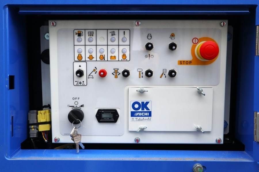 Teleskoparbeitsbühne des Typs Sonstige Aichi SR12CSM Diesel, Tracked Boomlift, 14.1m Working He, Gebrauchtmaschine in Groenlo (Bild 5)