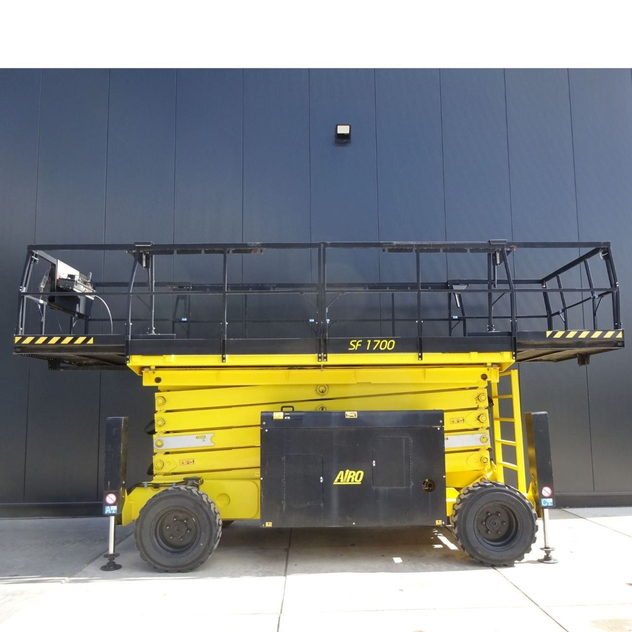 Teleskoparbeitsbühne типа Sonstige Airo SF 1700D, Gebrauchtmaschine в Nieuw-Vennep (Фотография 3)