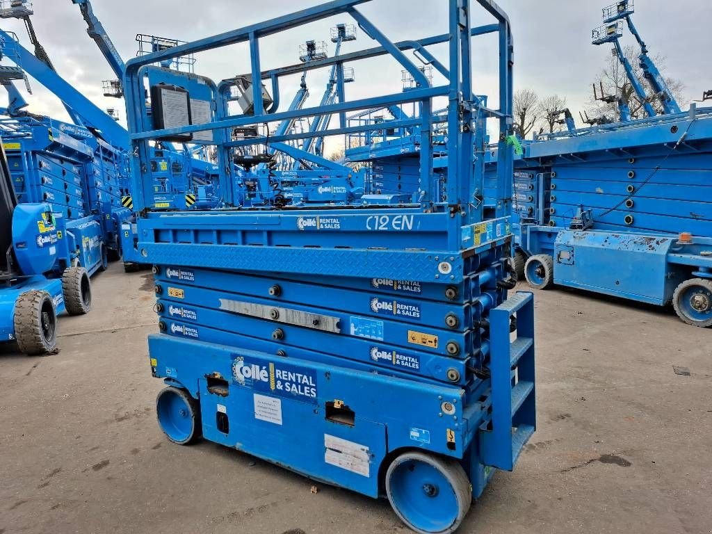 Teleskoparbeitsbühne des Typs Sonstige AIRO X 12 EN 2015, Gebrauchtmaschine in Sittard (Bild 2)