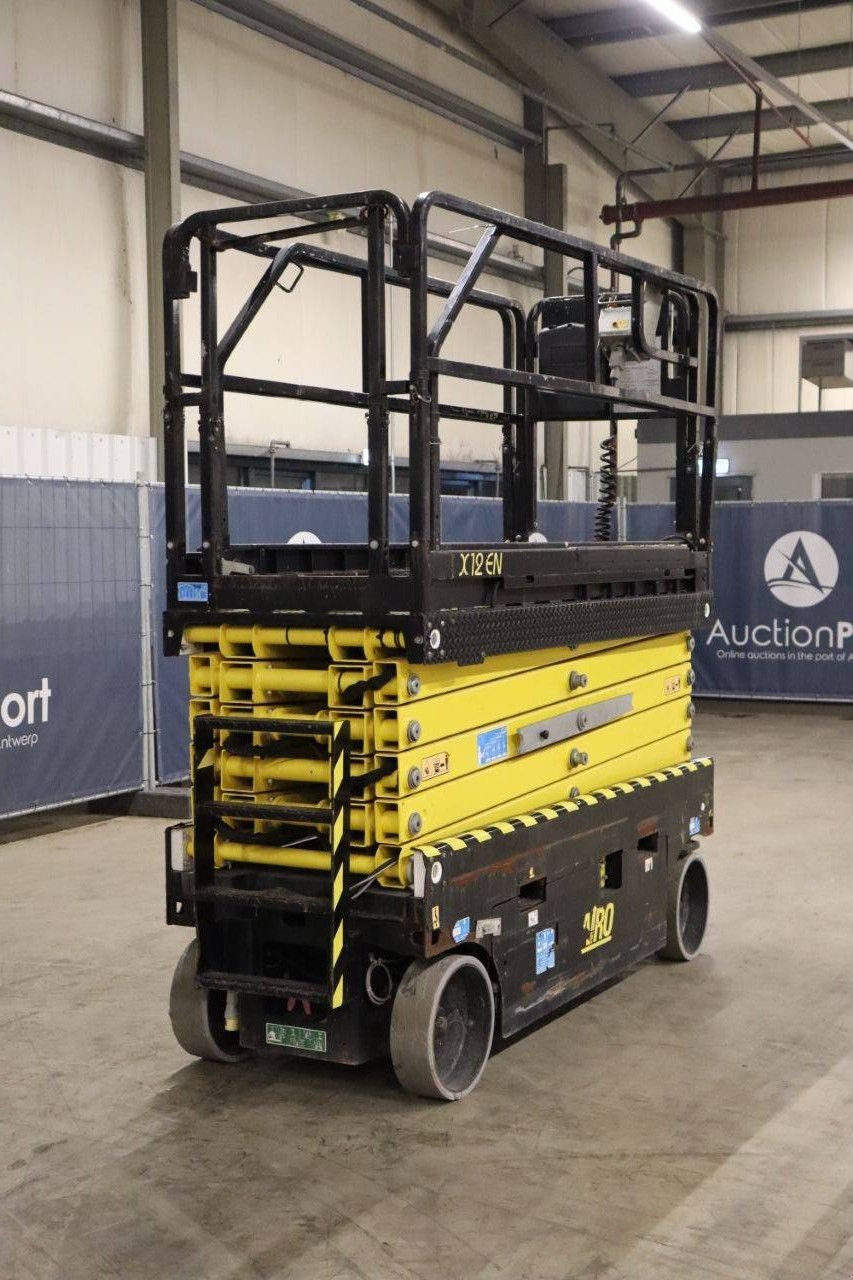 Teleskoparbeitsbühne от тип Sonstige AIRO X12 EN, Gebrauchtmaschine в Antwerpen (Снимка 10)