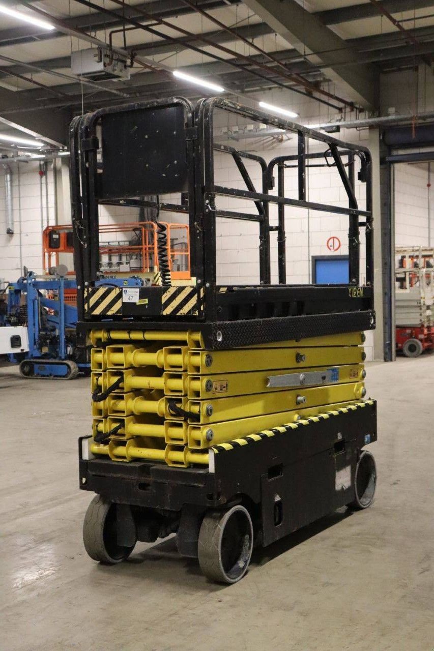 Teleskoparbeitsbühne типа Sonstige AIRO X12 EN, Gebrauchtmaschine в Antwerpen (Фотография 7)