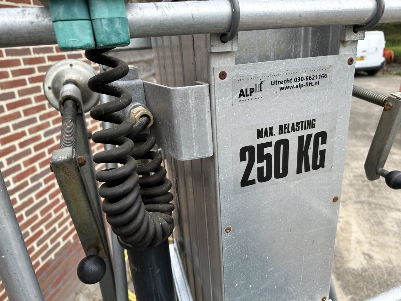 Teleskoparbeitsbühne des Typs Sonstige Alpina 2 persoons lift, Gebrauchtmaschine in Almen (Bild 8)