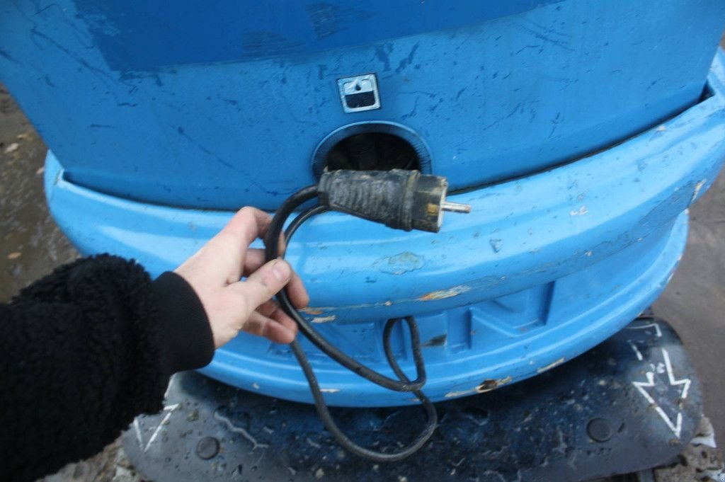 Teleskoparbeitsbühne a típus Sonstige ATN 880R, Gebrauchtmaschine ekkor: Antwerpen (Kép 10)