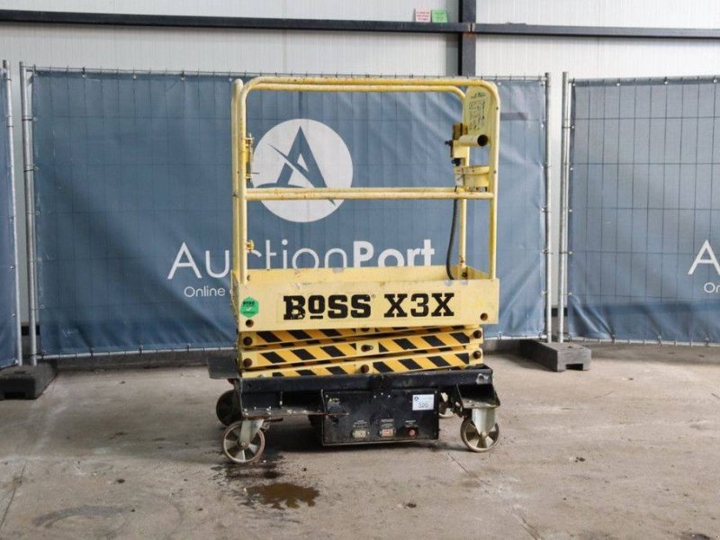 Teleskoparbeitsbühne типа Sonstige Boss X3X, Gebrauchtmaschine в Antwerpen (Фотография 1)