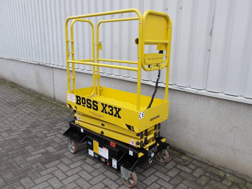 Teleskoparbeitsbühne типа Sonstige Boss X3X, Gebrauchtmaschine в Antwerpen (Фотография 2)