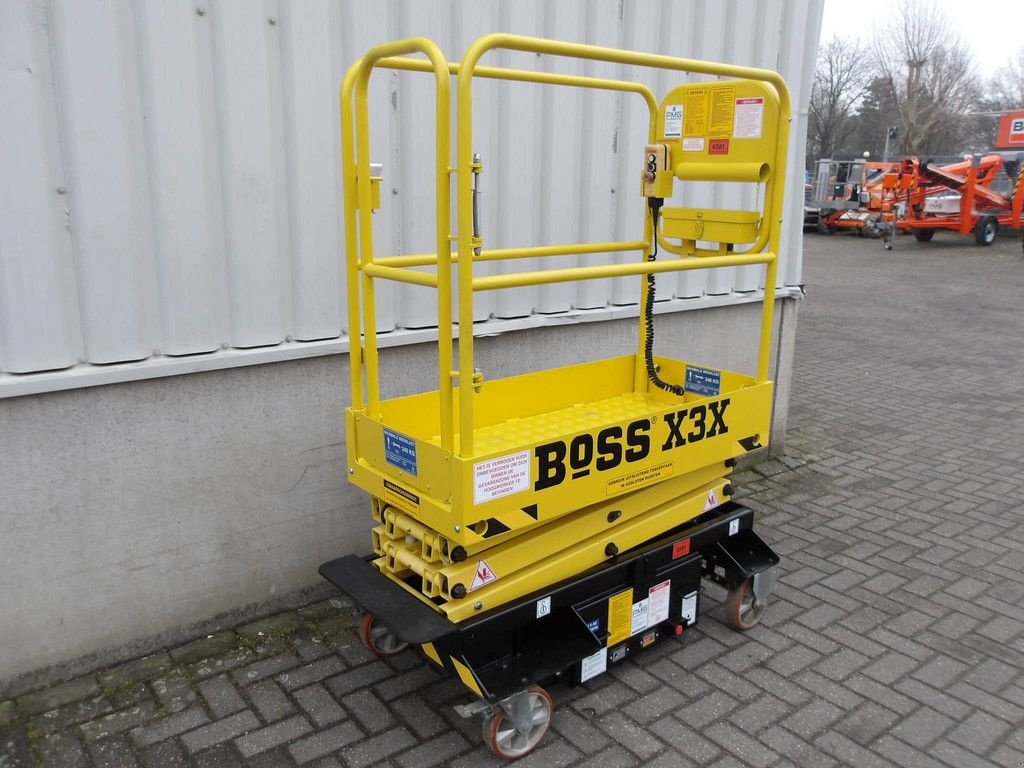 Teleskoparbeitsbühne типа Sonstige Boss X3X, Gebrauchtmaschine в Antwerpen (Фотография 3)
