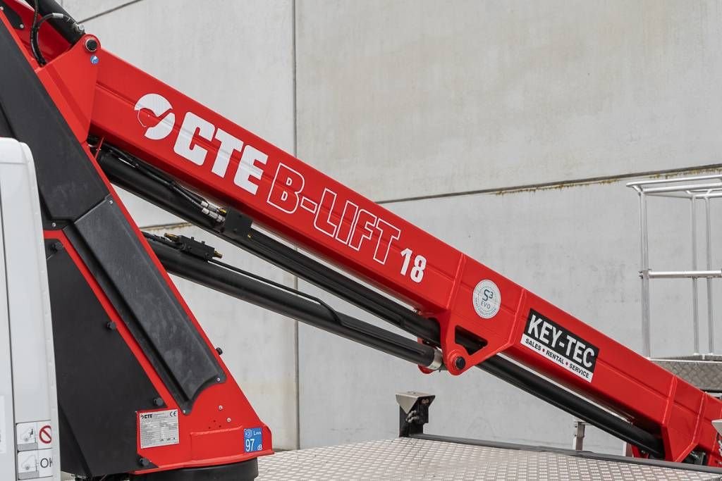 Teleskoparbeitsbühne del tipo Sonstige CTE B-Lift 18 HV, Neumaschine en Moerbeke (Imagen 11)