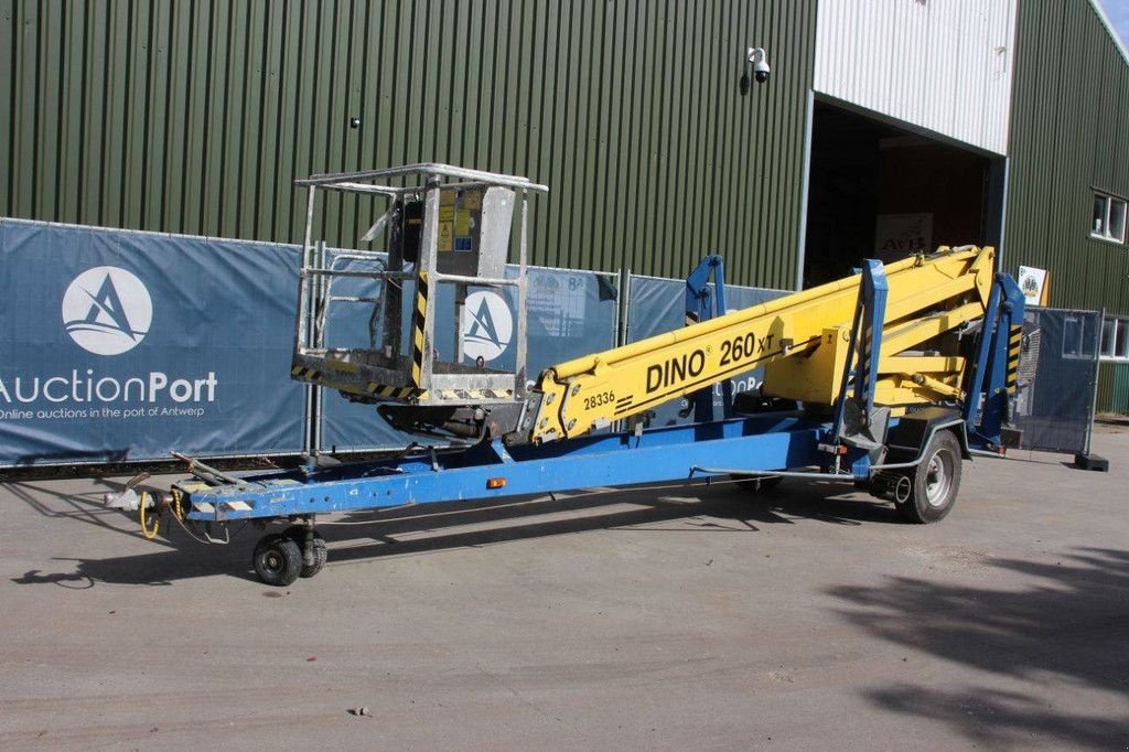 Teleskoparbeitsbühne Türe ait Sonstige Dino 260XT, Gebrauchtmaschine içinde Antwerpen (resim 9)